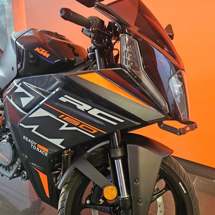 KTM-RC-160-11