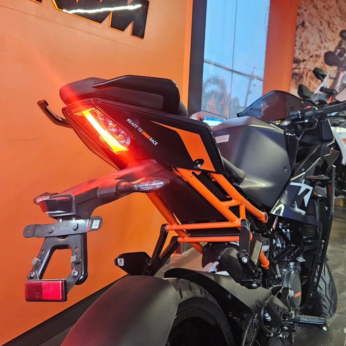 KTM-RC-160-12