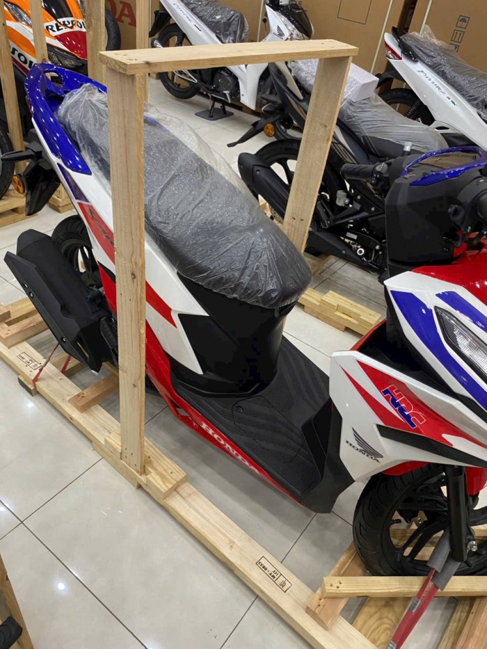 Honda-Vario-125-3
