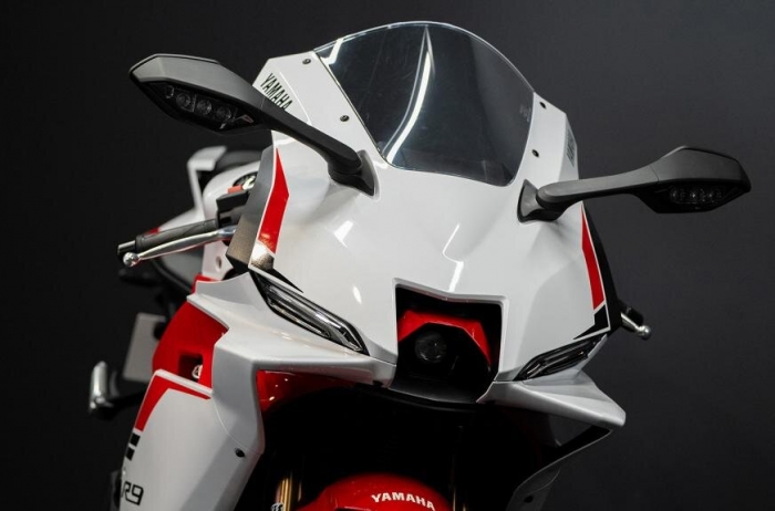 yamaha-r9-7