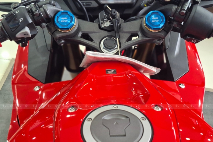 honda-cbr150r-1