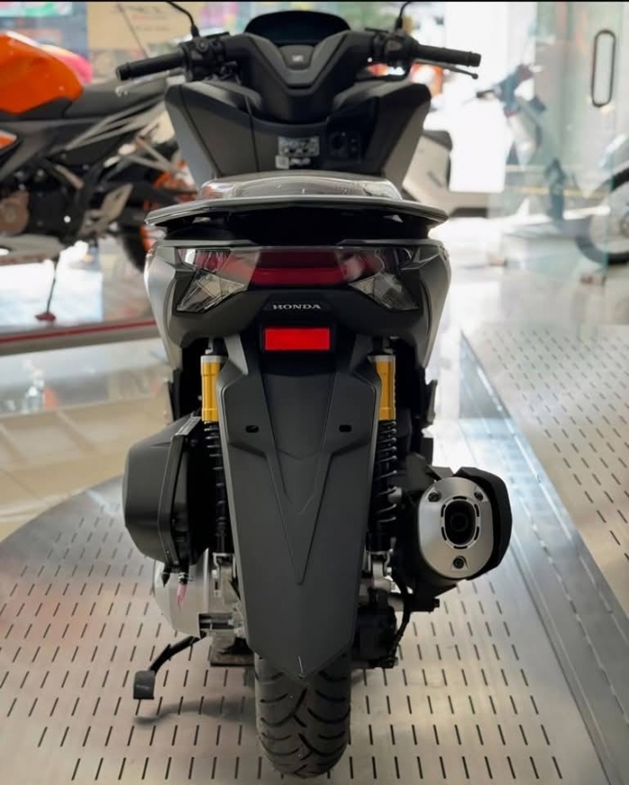 honda-pcx-160-4