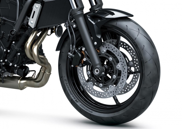 kawasaki-z650s-12
