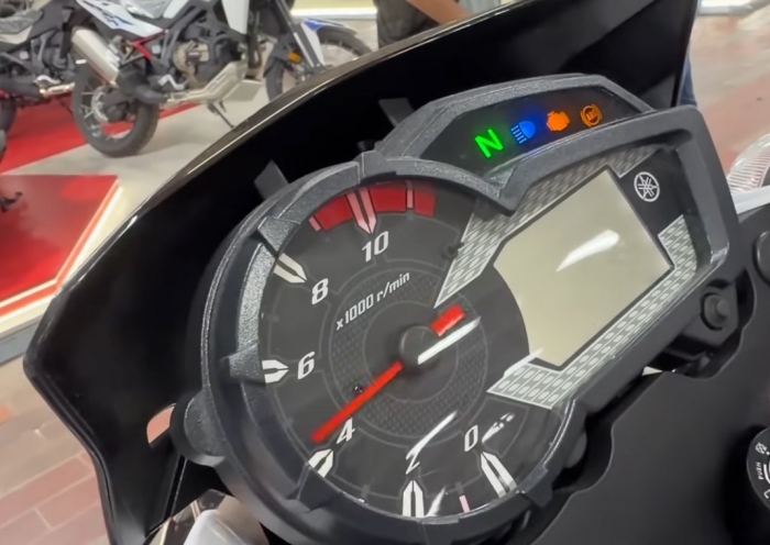 YAMAHA-XTZ-150-8
