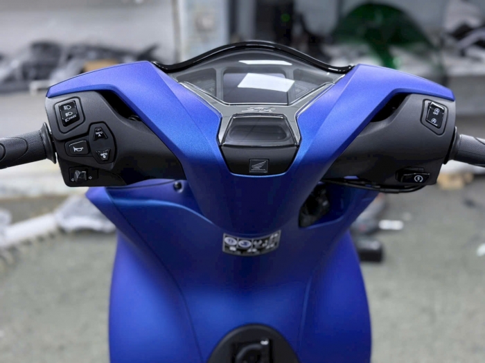 HONDA-SH-150I-3