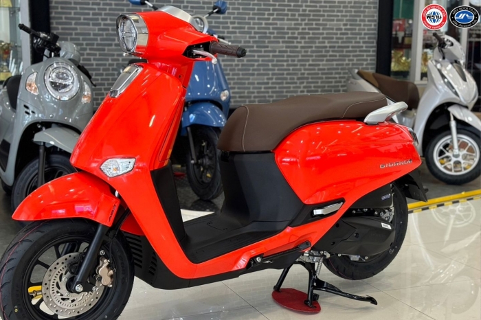 Tin xe máy hot 20/11: ‘Vua xe ga’ 125cc mới của Honda về đại lý, giá 43 ...