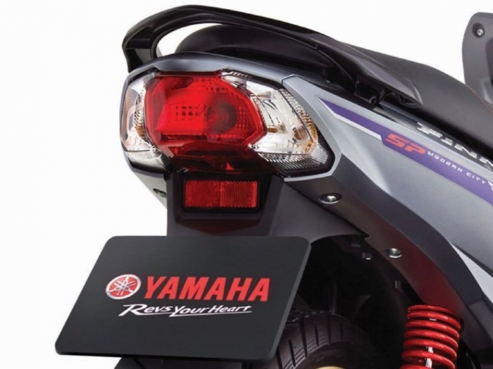 yamaha-finn-8