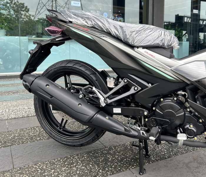 YAMAHA-EXCITER-150-6