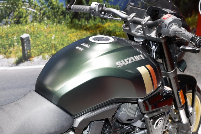 suzuki-gsx-8TT-3