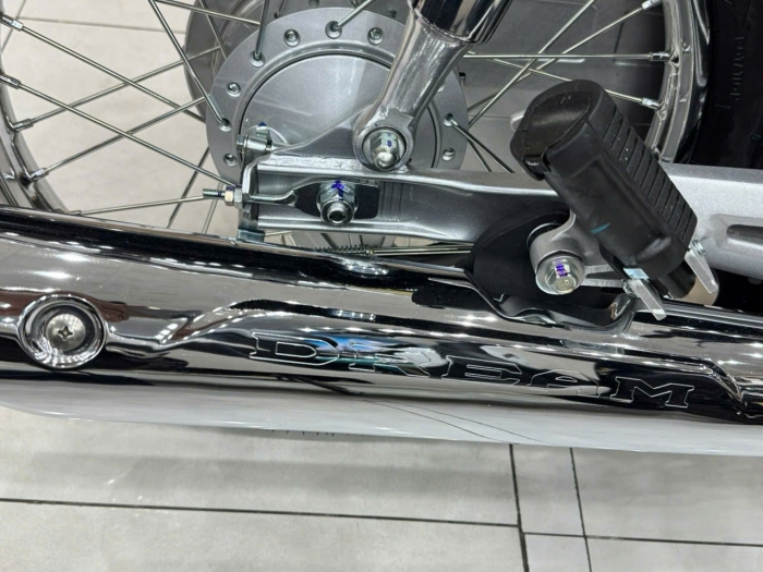 honda-dream-125-2026-5