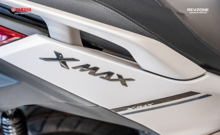 yamaha-xmax-6