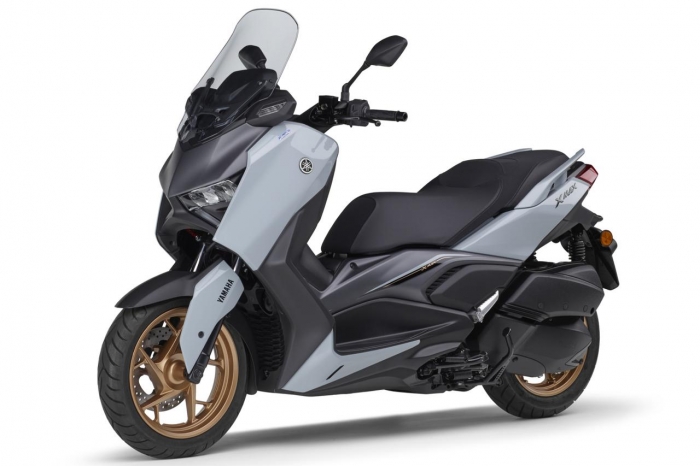 yamaha-xmax-6