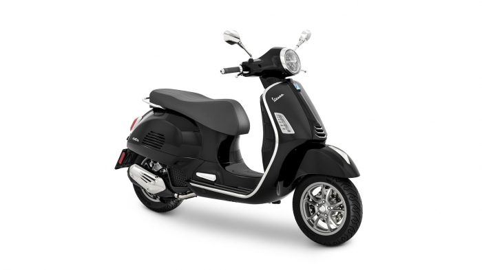 Vespa-GTS-300-1