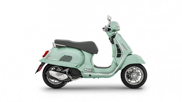 Vespa-GTS-300-4