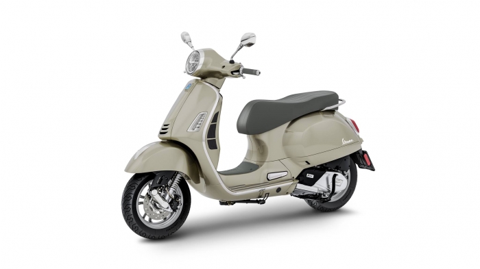 Vespa-GTS-300