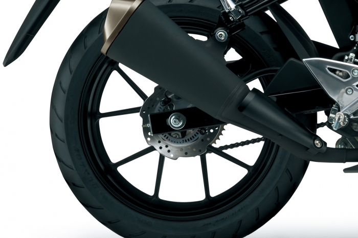 Suzuki-GSX-R150-8