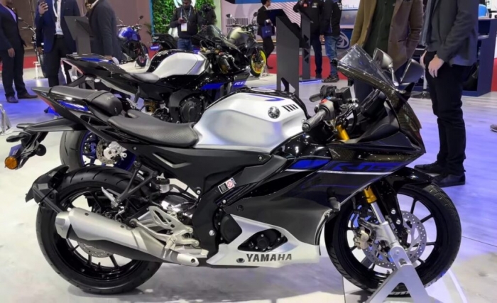 yamaha-r15m-3