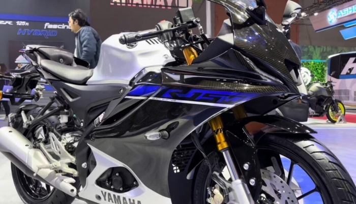 yamaha-r15m-4