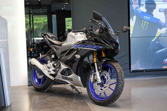 yamaha-r15m