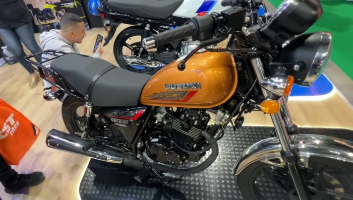 suzuki-gn125-14