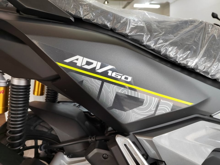 honda-adv-160-12