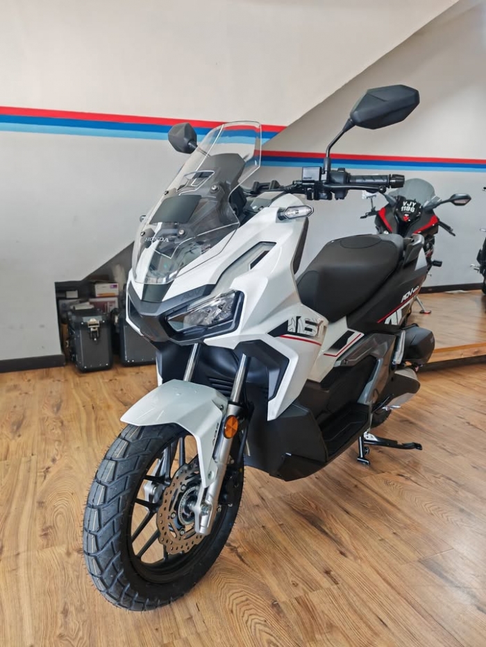 honda-adv-160-3