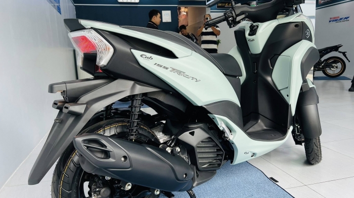 Yamaha-Tricity-155-7
