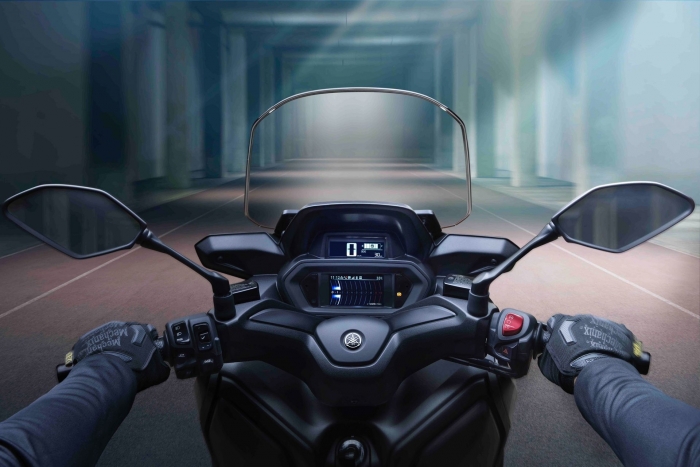 Yamaha-XMAX-6