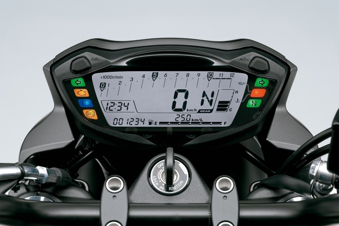 xe-con-tay-suzuki-4