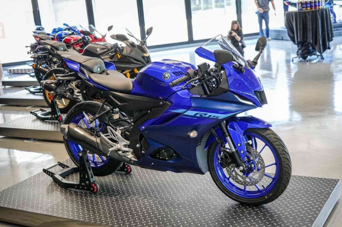 yamaha-r15-6