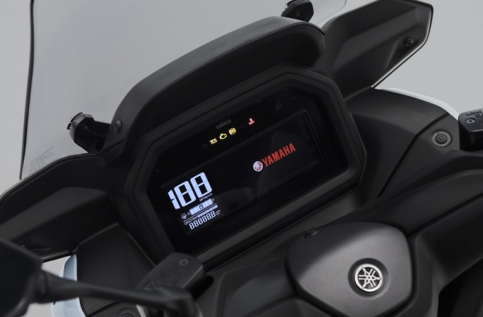 yamaha-xmax-250-5