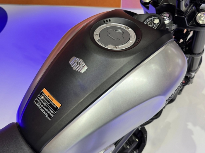 yamaha-xsr-155-6