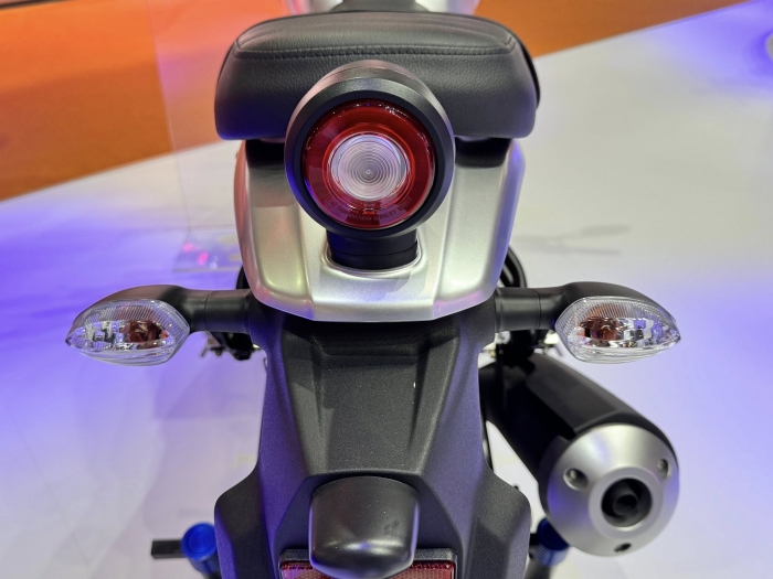 yamaha-xsr-155-8