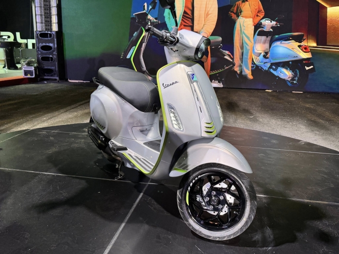 Vespa-Sprint-Tech-2
