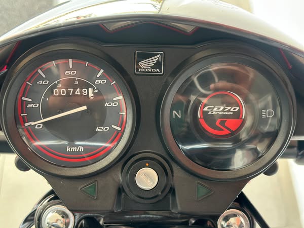 honda-cd70-dream-3