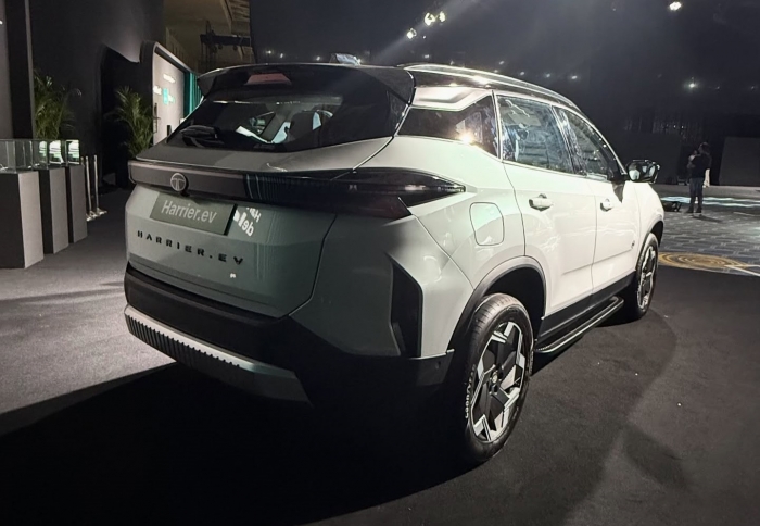suv-5-cho-3