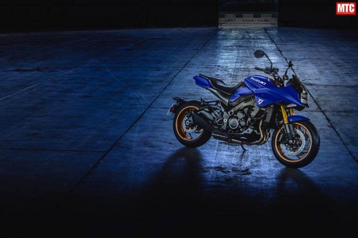2025-Suzuki-Katana-10