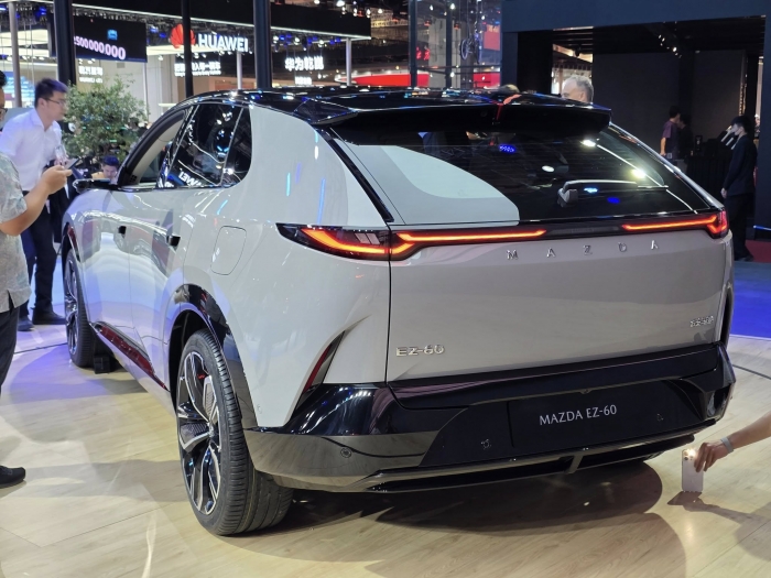 SUV-Mazda-1