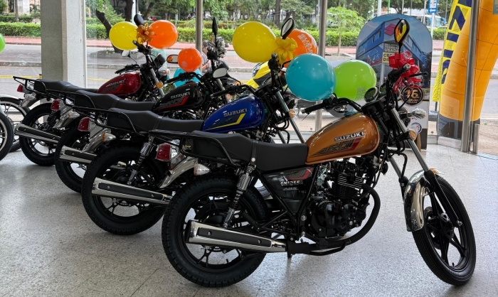 Suzuki-GN125-2