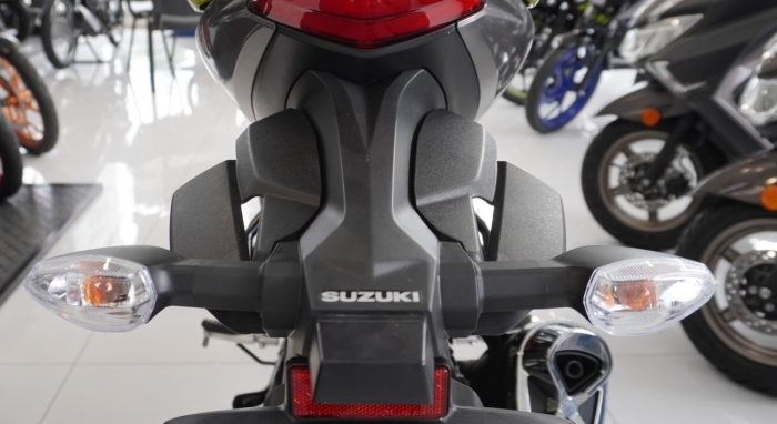 xe-con-tay-suzuki-4 (2)