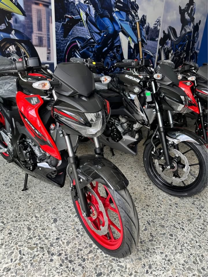 Suzuki-GSX-S150-2