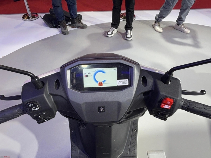 suzuki-e-address-2
