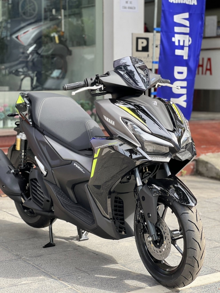 yamaha-nvx-155-1