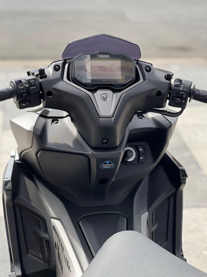 yamaha-nvx-155-5