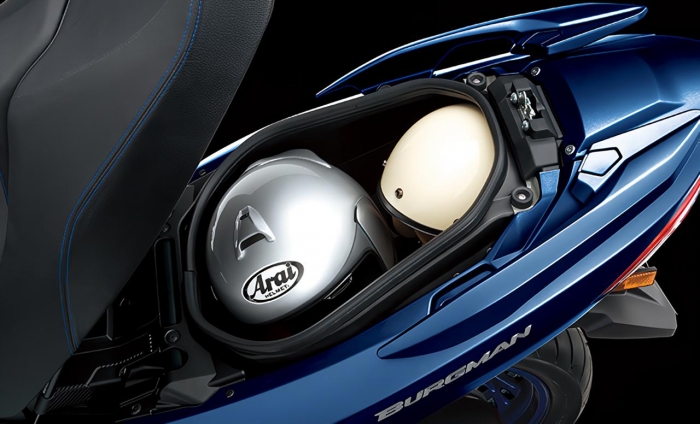 Suzuki-Burgman-400-2