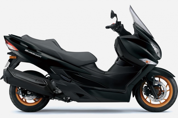 Suzuki-Burgman-400-5