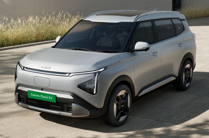 Kia-Carens-Clavis-EV-6
