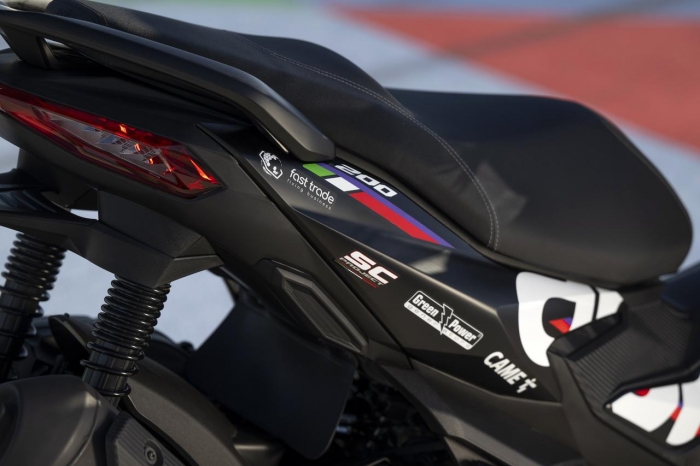 SR-GT-200-Replica-3