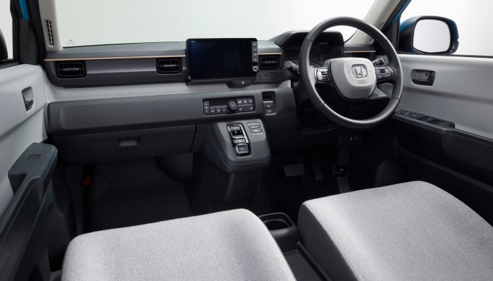 Honda N-ONE-e-4