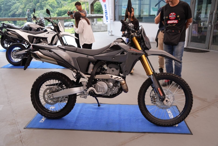 xe-con-tay-suzuki-1